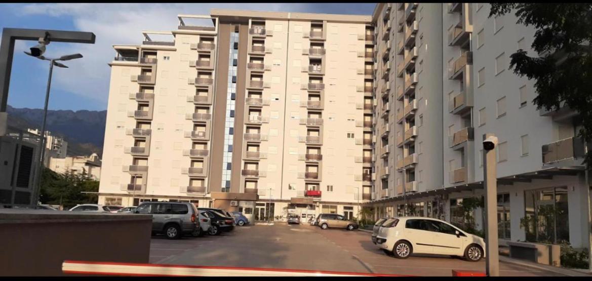M & A Apartment Bar A 29 Bagian luar foto